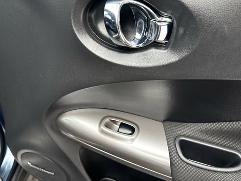 Used 2013 Nissan Juke SL image 26