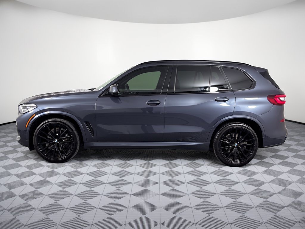 Used 2022 BMW X5 sDrive40i w/ M Sport Package RWD image 2