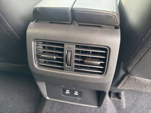 Used 2026 Nissan Rogue SL FWD image 24