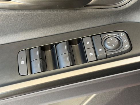 New 2026 Toyota C-HR AWD/4WD image 13