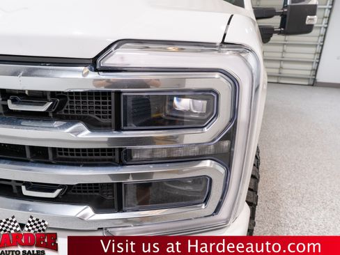 Used 2024 Ford F350 Platinum AWD/4WD image 8