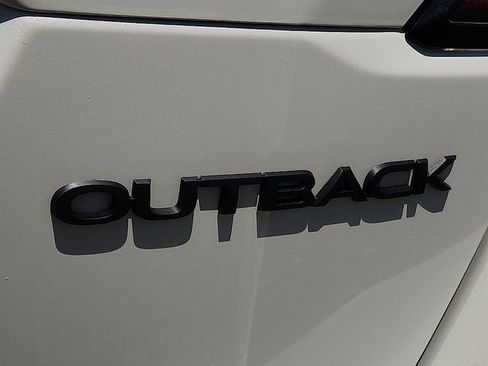 Certified 2025 Subaru Outback Onyx Edition AWD/4WD image 9