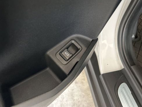 Used 2025 MINI Cooper S image 33