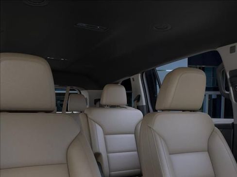 New 2026 Buick Enclave Preferred w/ Power Package FWD image 24