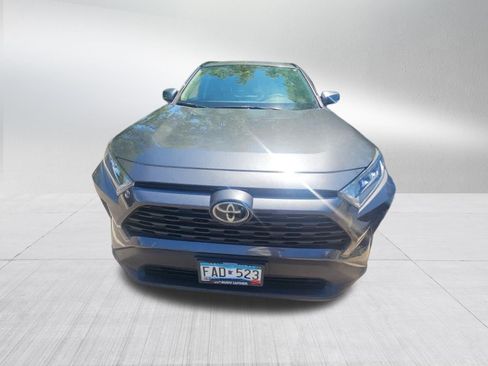 Used 2021 Toyota RAV4 LE FWD image 2