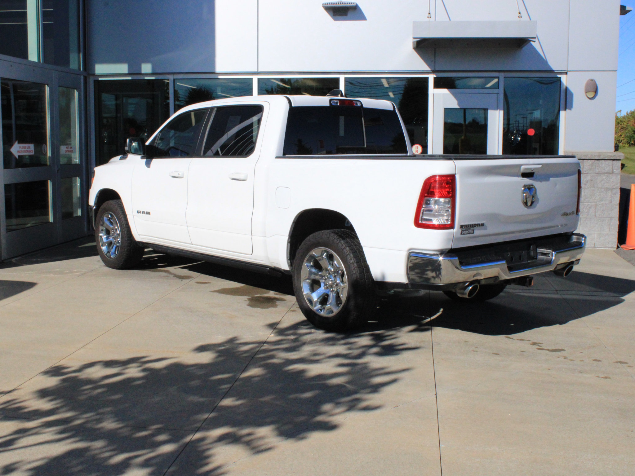 Used 2022 RAM 1500 Big Horn AWD/4WD image 8