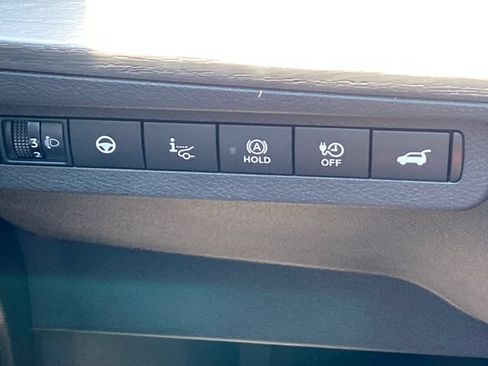 Certified 2024 Nissan Ariya AWD image 14