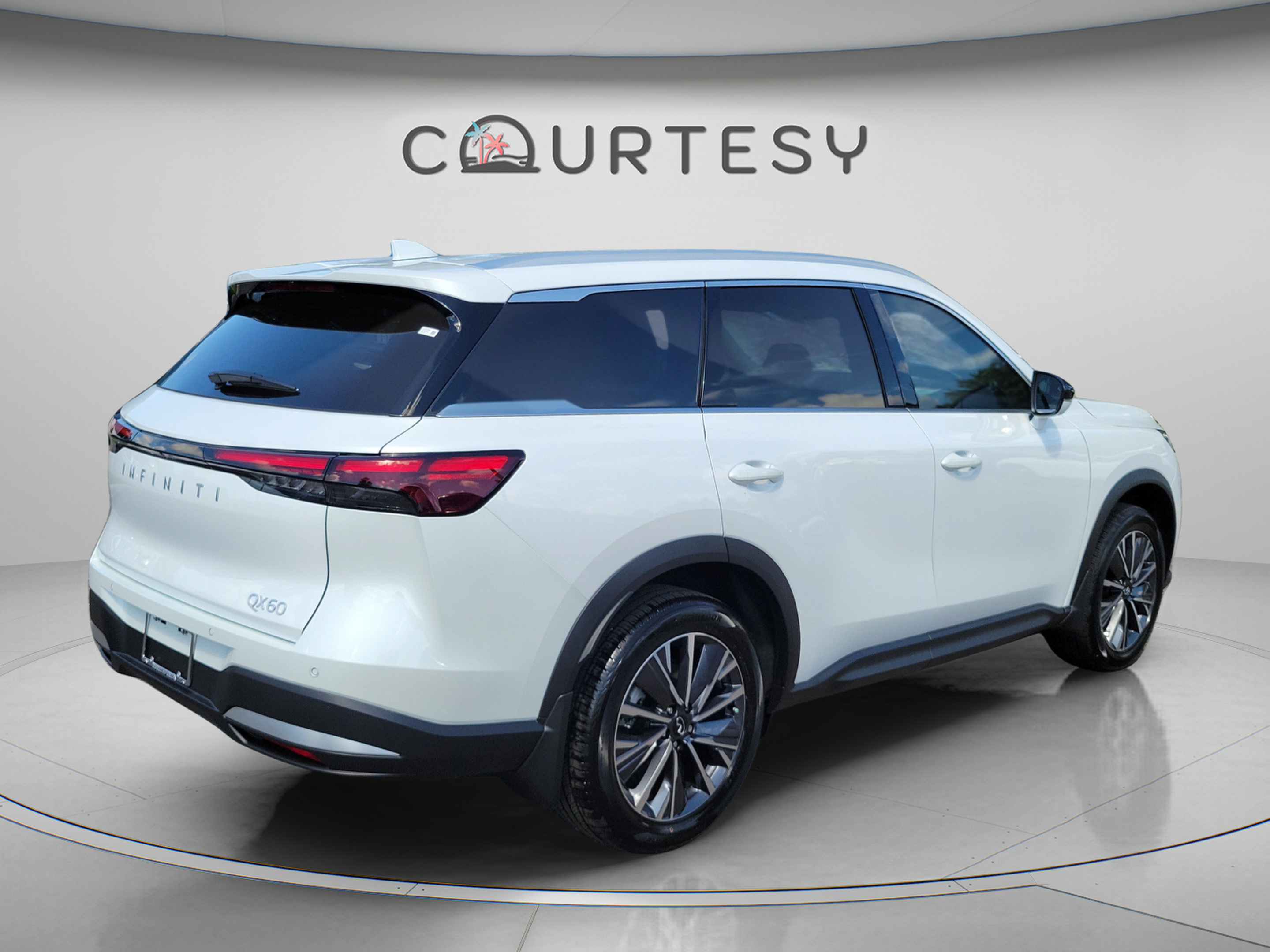 New 2027 INFINITI QX60 Luxe w/ Cargo Package FWD image 3