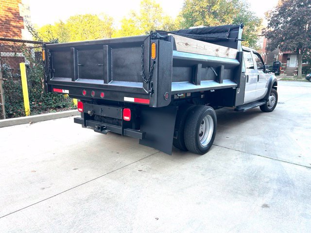 Used 2016 Ford F550 2WD Crew Cab Super Duty image 3