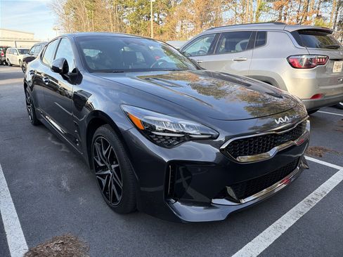 Used 2023 Kia Stinger GT-Line image 3