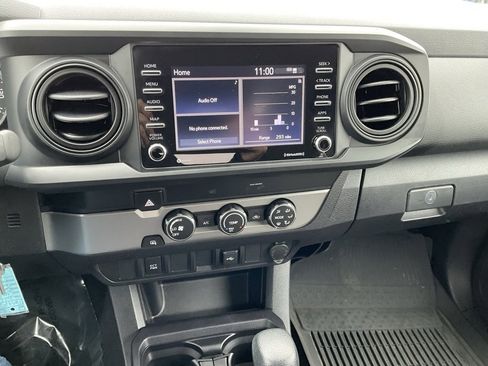 Used 2022 Toyota Tacoma SR image 15