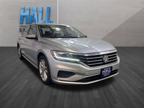 Certified 2020 Volkswagen Passat 2.0T SE w/ Sunroof Package FWD image 8