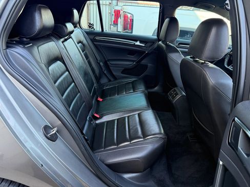 Used 2015 Volkswagen Golf R 4-Door image 12