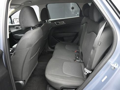 Used 2025 Kia Sportage LX AWD/4WD image 12