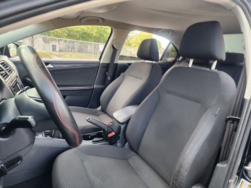 Used 2016 Volkswagen Jetta S FWD image 24