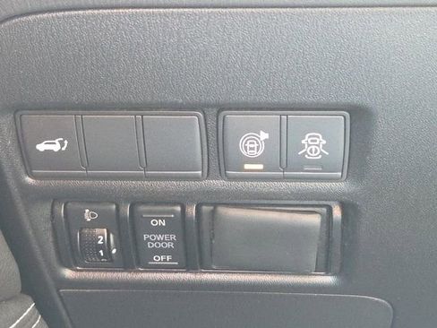 Used 2019 Nissan Armada SL w/ Premium Package image 35