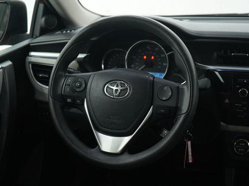 Used 2015 Toyota Corolla LE image 13