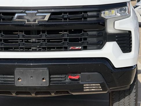 Used 2023 Chevrolet Silverado 1500 LT Trail Boss w/ Protection Package AWD/4WD image 8