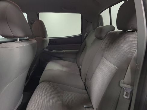 Used 2012 Toyota Tacoma 4x4 Double Cab w/ Convenience Pkg image 19