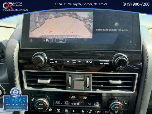 Used 2021 Nissan Armada SL w/ Captain's Chairs Package AWD/4WD image 18
