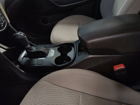 Used 2018 Hyundai Santa Fe Sport FWD image 26