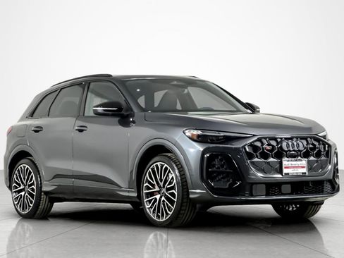 New 2025 Audi SQ5 Premium Plus image 2
