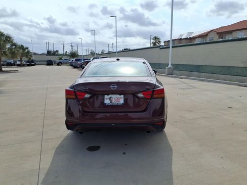 Used 2024 Nissan Altima 2.5 SL FWD image 4