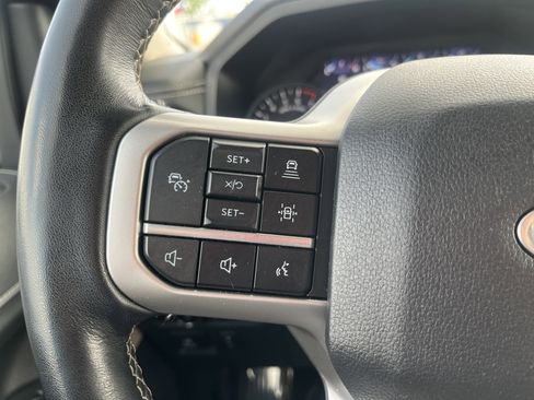 Used 2024 Ford Expedition Max Limited image 19