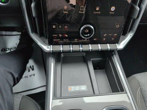New 2026 GMC Acadia Elevation FWD image 23