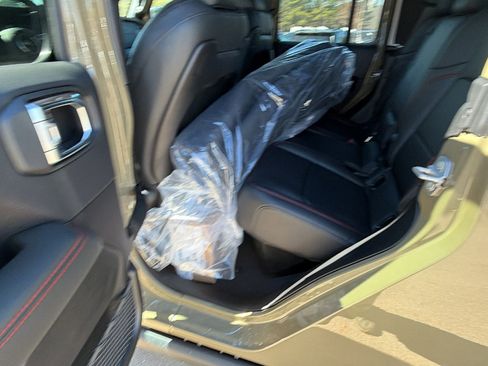 New 2026 Jeep Gladiator Rubicon image 19