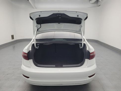 Used 2021 Volkswagen Jetta SE FWD image 29