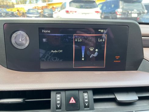 Used 2020 Lexus ES 350 w/ Premium Package FWD image 12