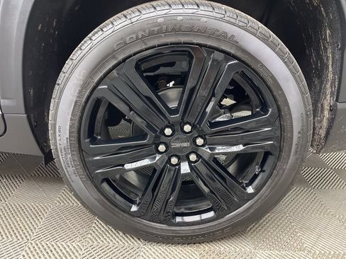 New 2026 GMC Acadia Elevation w/ Black Edition FWD image 4