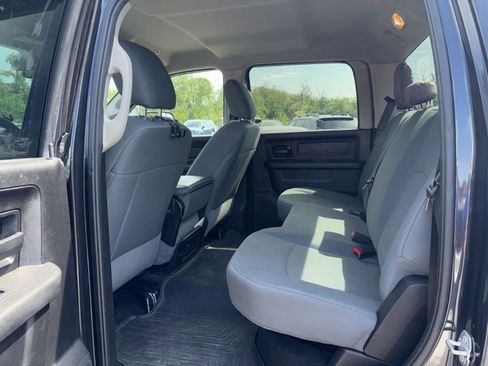 Used 2018 RAM 2500 Tradesman w/ Chrome Appearance Group AWD/4WD image 28
