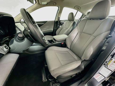 Used 2025 Subaru Legacy Premium AWD/4WD image 13