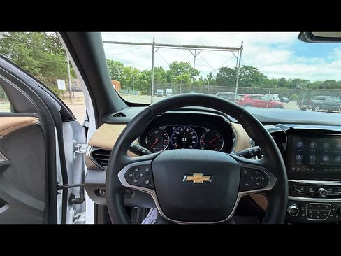 Used 2023 Chevrolet Traverse Premier w/ LPO, Floor Liner Package AWD/4WD image 11