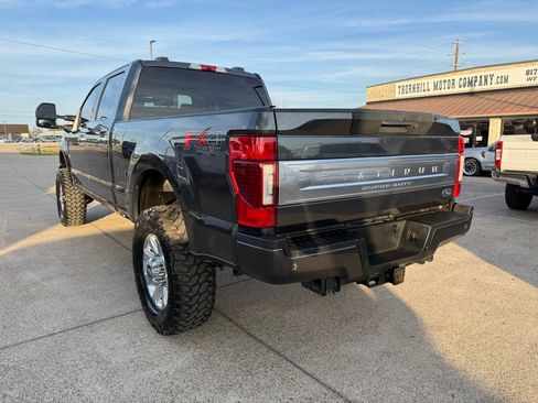 Used 2020 Ford F350 Platinum w/ FX4 Off-Road Package image 5
