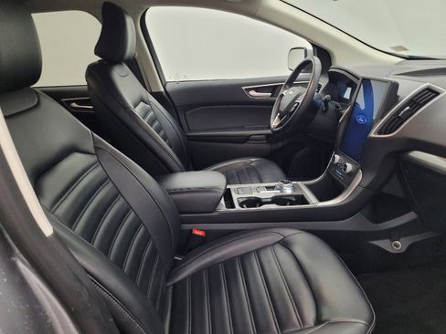 Used 2024 Ford Edge SEL image 21