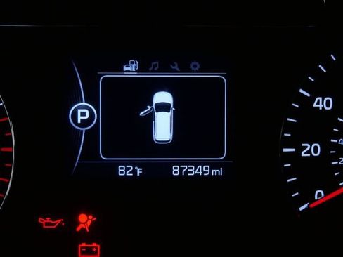 Used 2017 Kia Sorento AWD w/ LX Convenience Package image 23