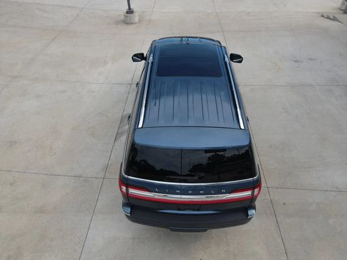 Used 2019 Lincoln Navigator Reserve AWD/4WD image 59