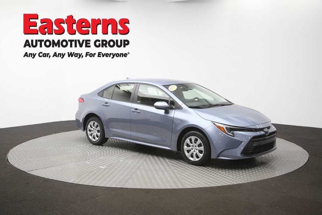 Used 2025 Toyota Corolla LE FWD image 43
