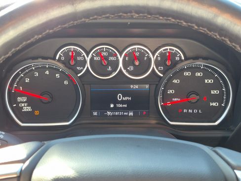 Used 2022 Chevrolet Silverado 1500 LT AWD/4WD image 20