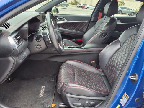 Used 2022 Genesis G70 3.3T RWD image 24