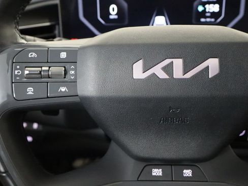 Used 2024 Kia EV9 GT-Line AWD/4WD image 8