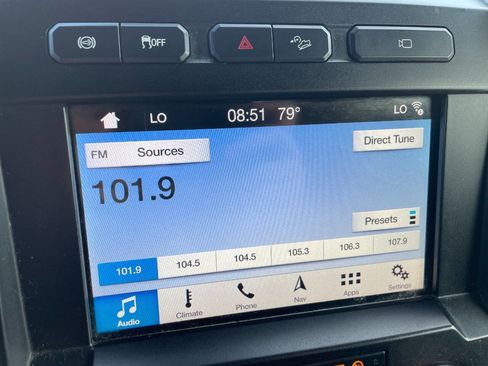 Used 2019 Ford F350 Lariat w/ Chrome Package image 34