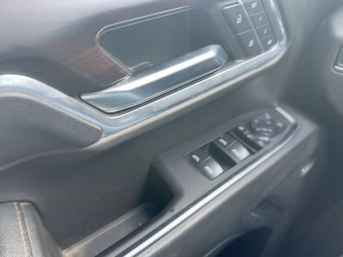 Used 2024 GMC Sierra 2500 SLT w/ SLT Convenience Package AWD/4WD image 20