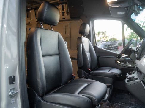 New 2026 Mercedes-Benz Sprinter 2500 image 17
