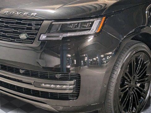 New 2026 Land Rover Range Rover Long Wheelbase SE AWD/4WD image 10