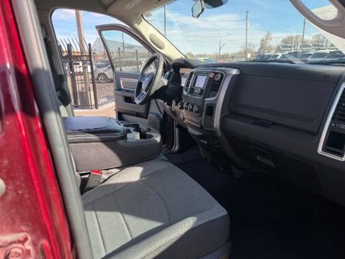 Used 2024 RAM 1500 Classic SLT AWD/4WD image 30