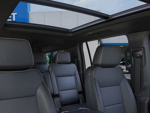New 2026 Chevrolet Suburban Premier w/ Sun And Tow Package image 24